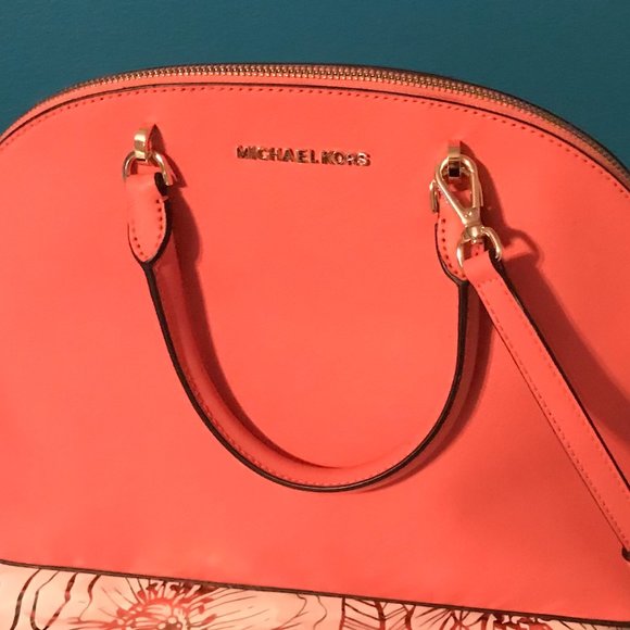 MICHAEL Michael Kors Handbags - Michael Kors Peach Satchel